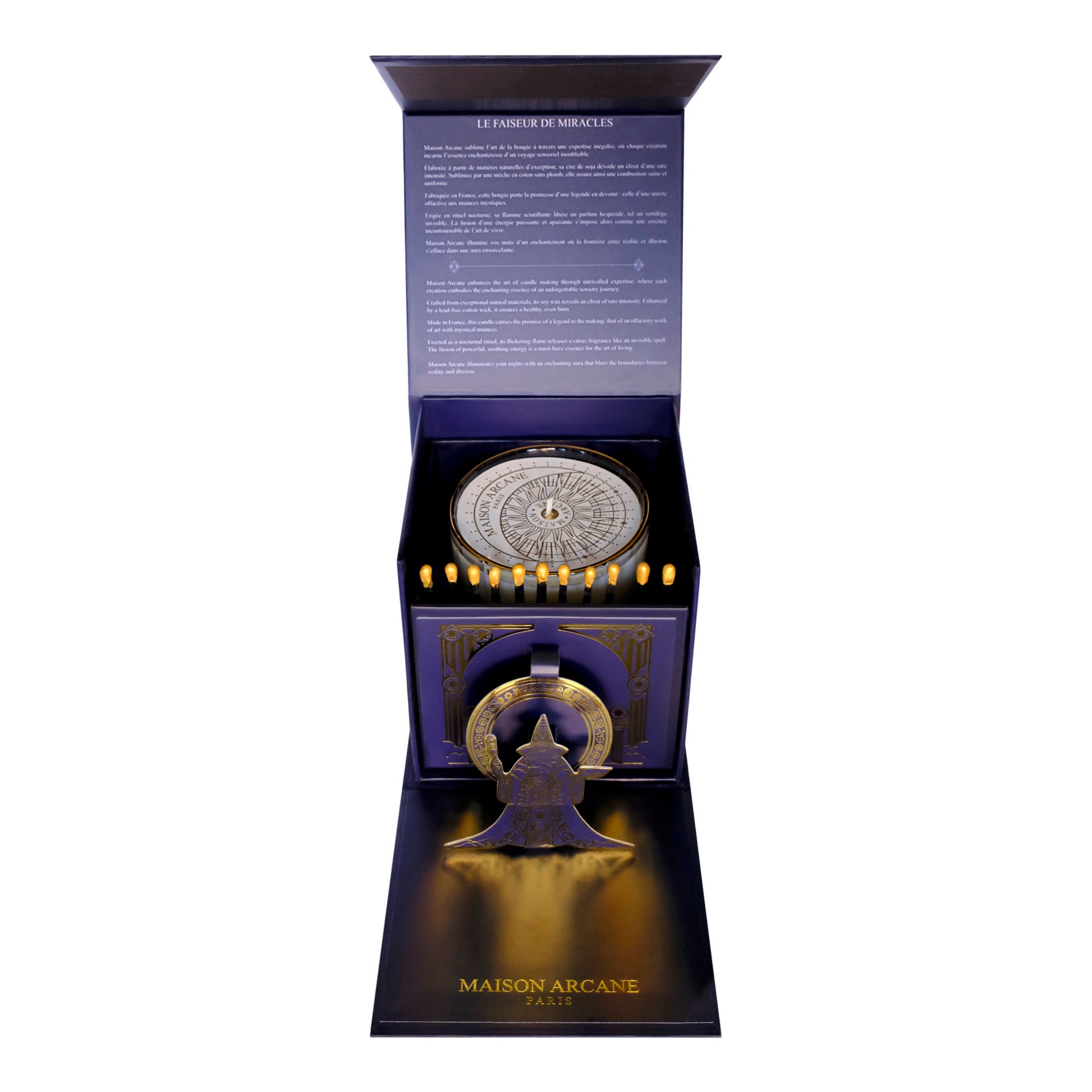 Packaging ouvert de la bougie parfumée Signature Zeste Divin de Maison Arcane, écrin luxueux laissant apparaître le verre en cristal.