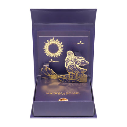Coffret d’allumettes dorées L’Éternel Vagabond ouvert, design 3D intérieur sculpté Maison Arcane.